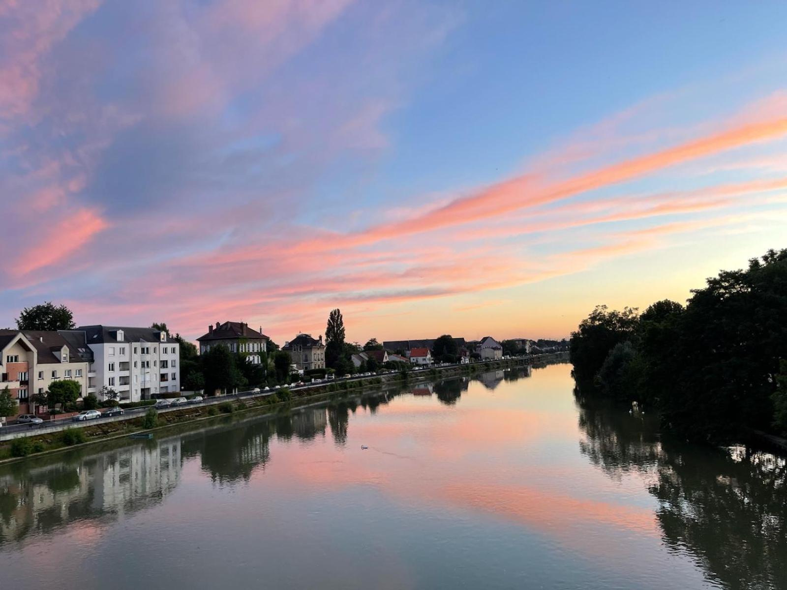 Appartamento Les 4 Reflets De La Marne Pomponne Esterno foto